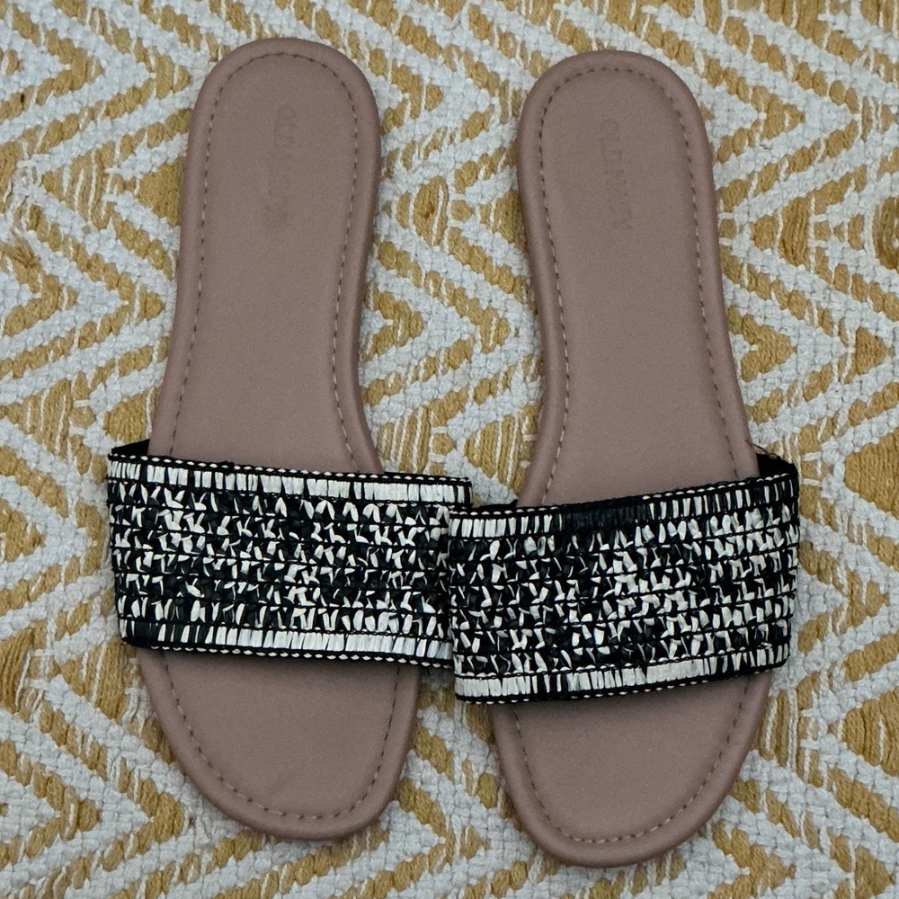 ON Raffia Sandals